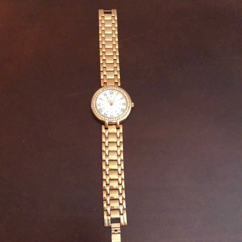 Women’s gold Kim Rogers watch